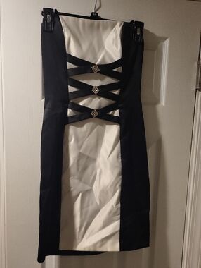 Black and White Strap-Detail Sheath Dress